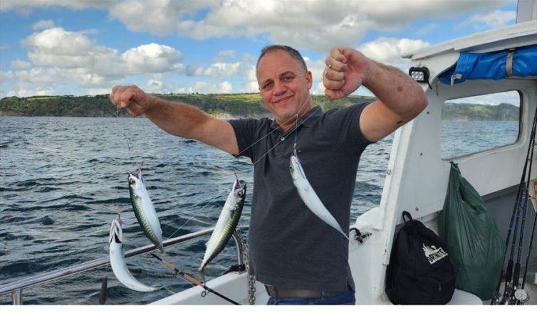 Mackerel Fishing on the Black Pearl Image 3
