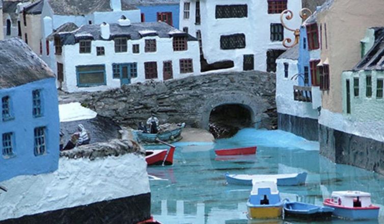 Polperro Model Village Image 1